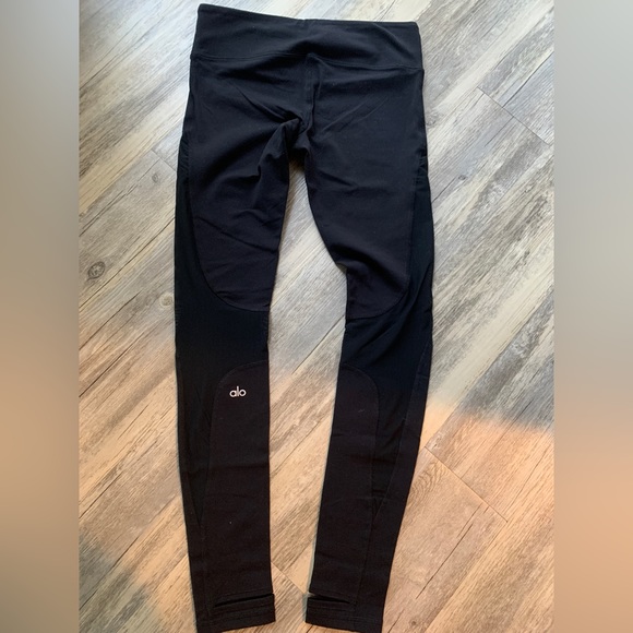 Alo Sheer Detail Black Leggings - Picture 9 of 12